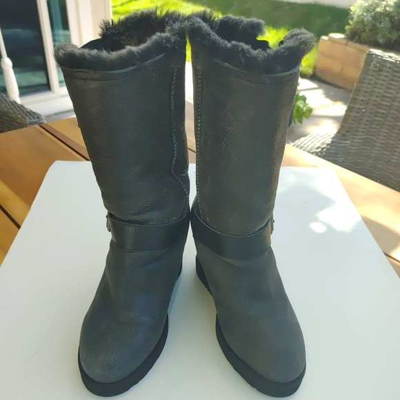 Australia Luxe Collective Distressed Machina Sheepskin Wedge Ugg Boots. 7 - Picture 6 of 10